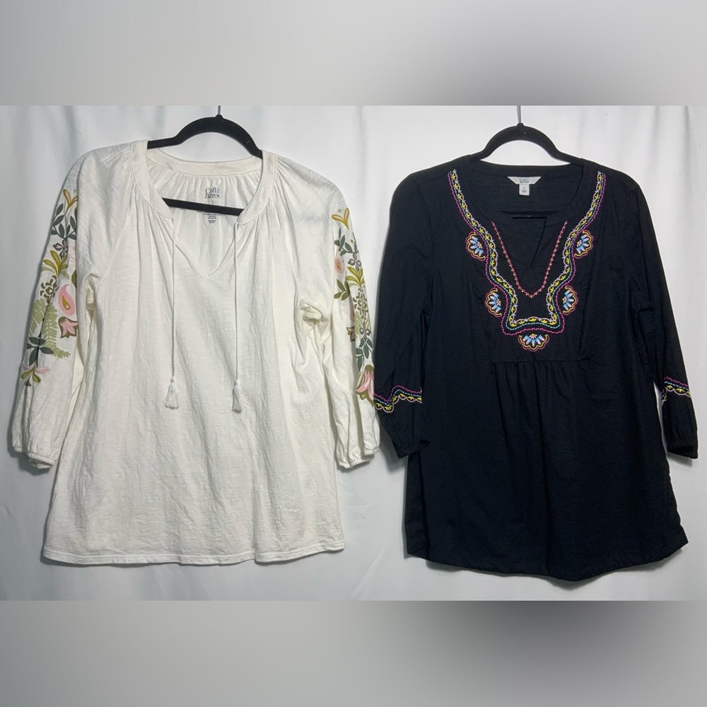 Croft & Barrow 2 Pack Blouses - Black and Cream